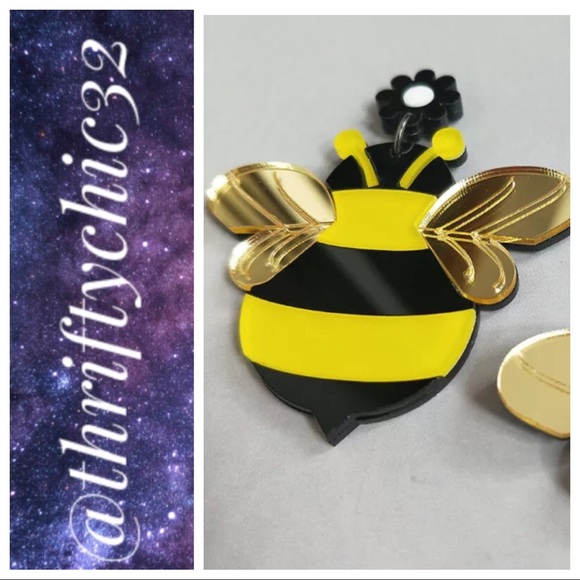 Lucite Metallic Bumblebee Earrings - Picture 1 of 3